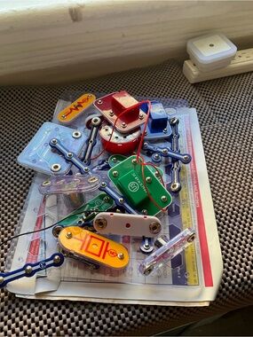 Educational Snap Circuit Kit - Multicolor Kids Electronics Toy